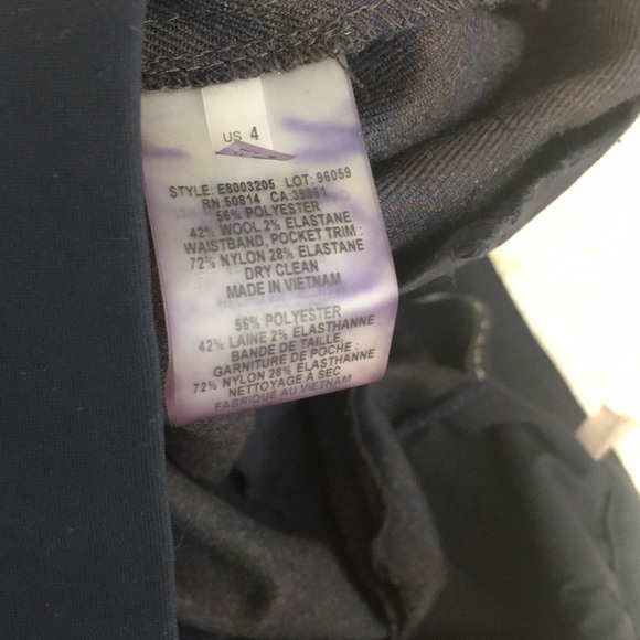 ⚡️SALE⚡️Elie Tahari plaid wool blend pants - Picture 8 of 8